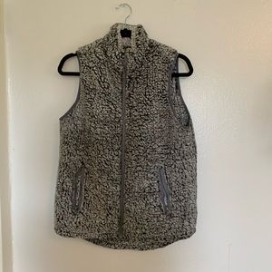 Gray Sherpa Vest: Francesca’s